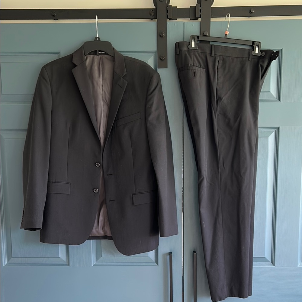 Charcoal men’s suit